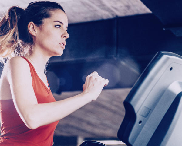 Entrenamiento fitness y de fuerza para mujeres